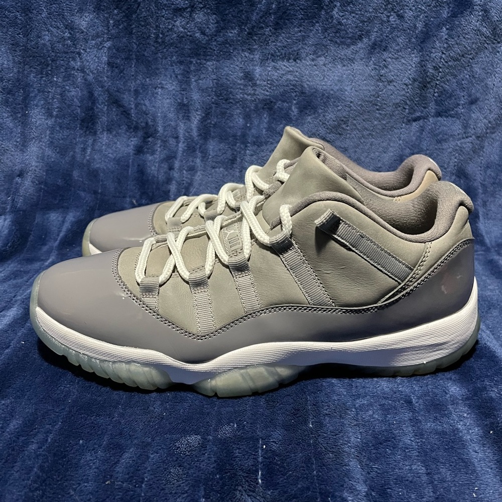 Air Jordan 11 Low Cool Grey Size 11